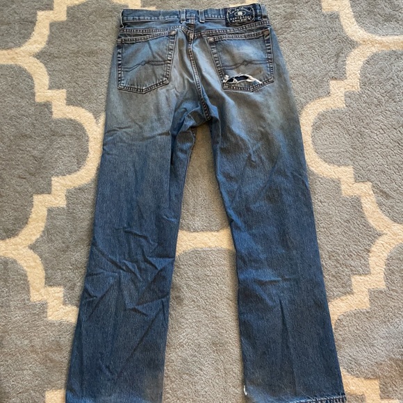 Lucky Brand Classic Fit Jeans - Picture 5 of 10